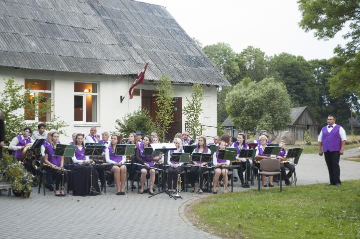 Pūtēju orķestris "Dekšāres"